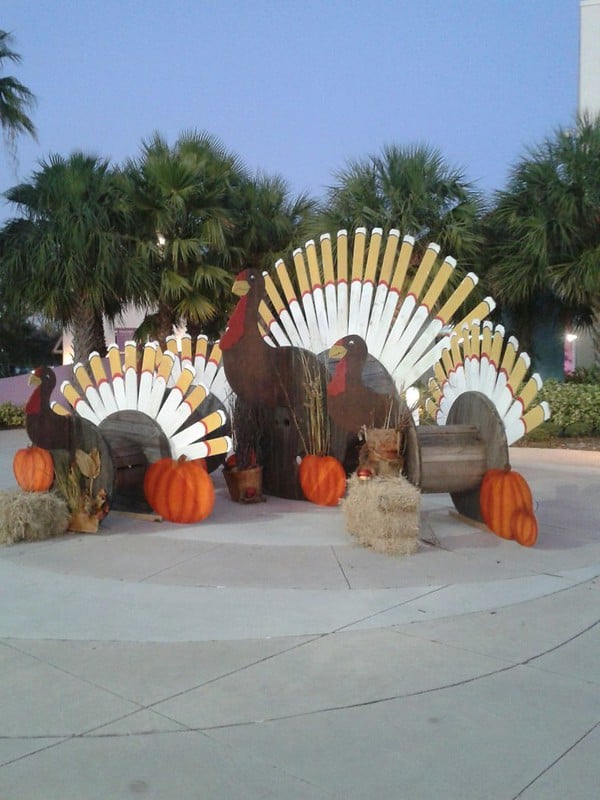 Wooden turkey Thanksgiving decoration in the backyard