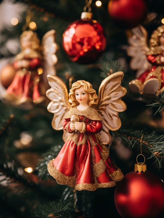 Christmas tree decorated with little angels